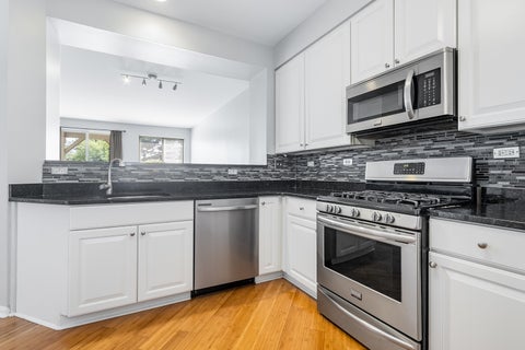 Tiny photo for 3089 Kentshire Circle #3089, Naperville, IL 60564 (MLS # 12767458)