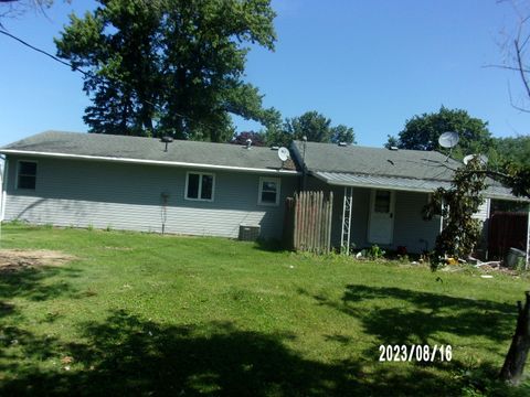 Tiny photo for 650 W Blue Street, Sheldon, IL 60966 (MLS # 11902070)