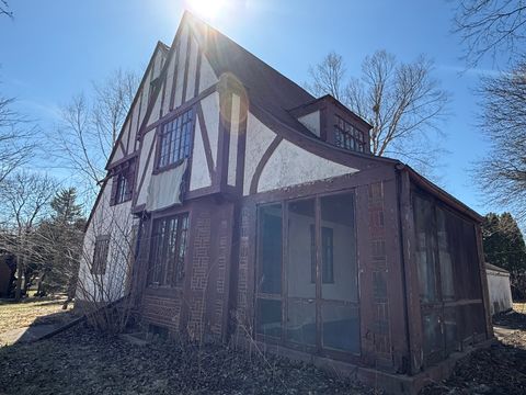 Tiny photo for 618 S Harvey Avenue, Freeport, IL 61032 (MLS # 12609980)