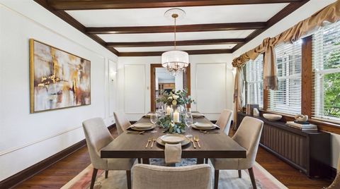 Tiny photo for 5873 N Forest Glen Avenue, Chicago, IL 60646 (MLS # 12685779)