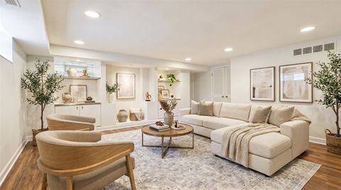Tiny photo for 5873 N Forest Glen Avenue, Chicago, IL 60646 (MLS # 12685779)