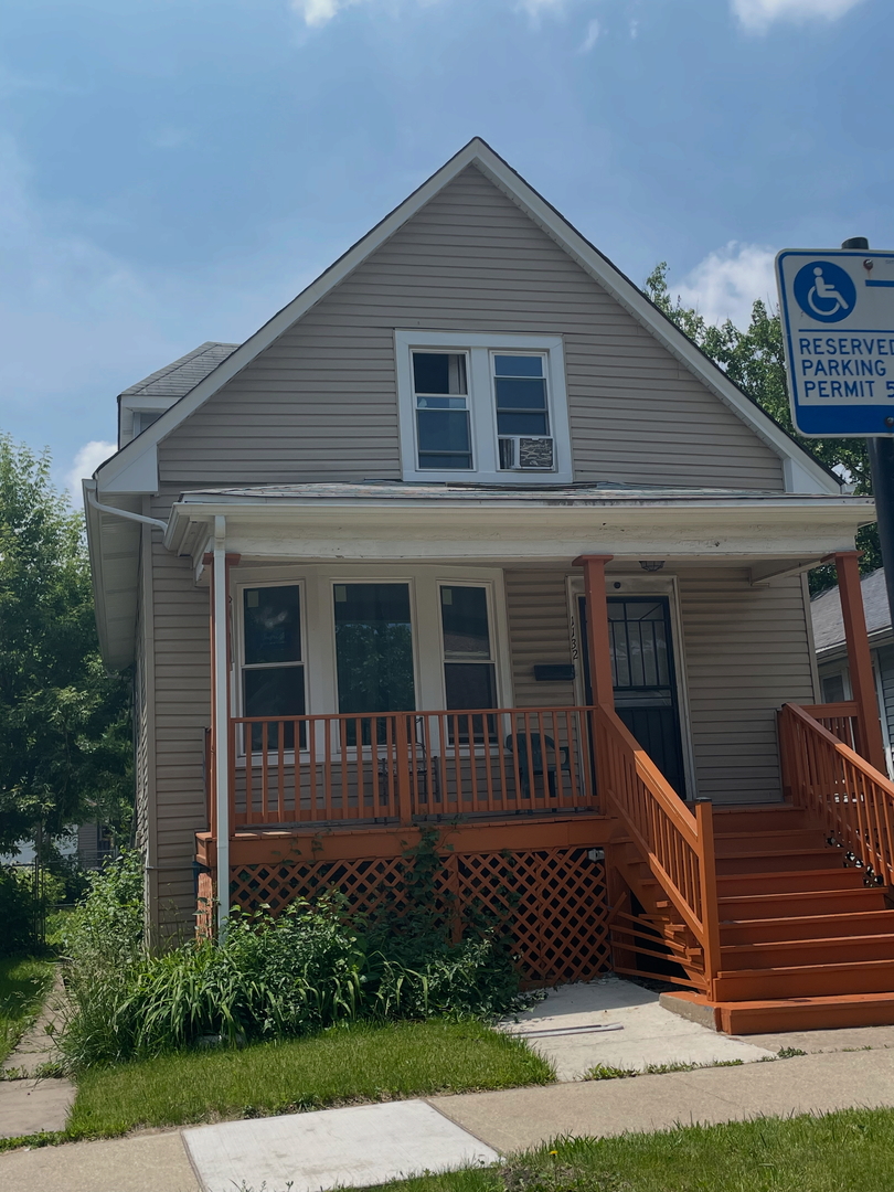 1132 N Monitor Avenue