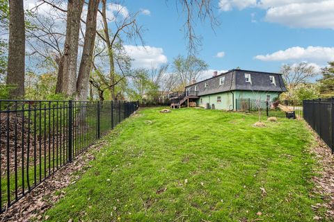 Tiny photo for 355 Council Trail, Lake In The Hills, IL 60156 (MLS # 12626705)