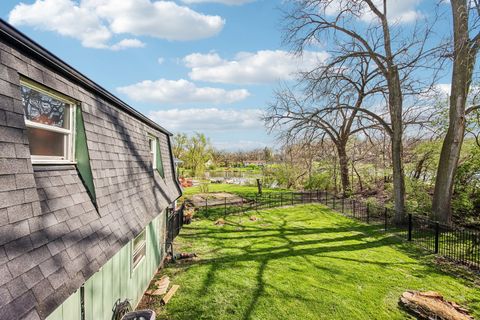 Tiny photo for 355 Council Trail, Lake In The Hills, IL 60156 (MLS # 12626705)