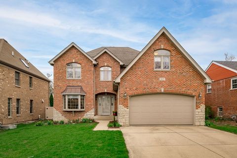 835 S Chatham Avenue Elmhurst IL 60126