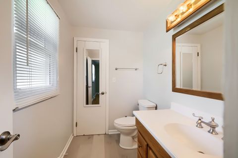 Tiny photo for 1662 Kimberly Avenue, Elgin, IL 60123 (MLS # 12694118)