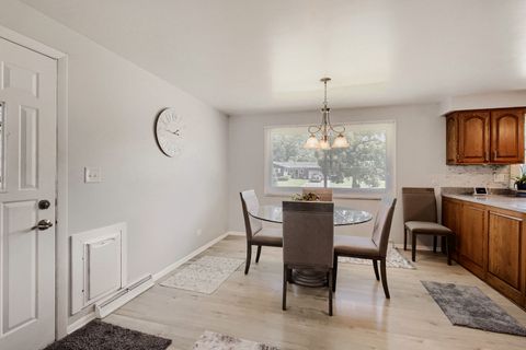 Tiny photo for 1662 Kimberly Avenue, Elgin, IL 60123 (MLS # 12694118)