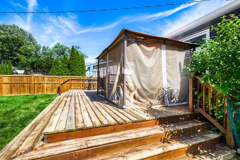 Tiny photo for 1662 Kimberly Avenue, Elgin, IL 60123 (MLS # 12694118)