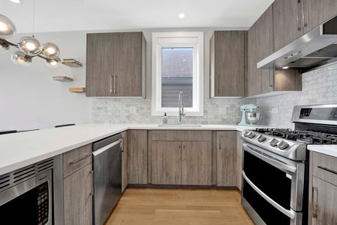 Tiny photo for 1810 S Racine Avenue #2, Chicago, IL 60608 (MLS # 12606079)