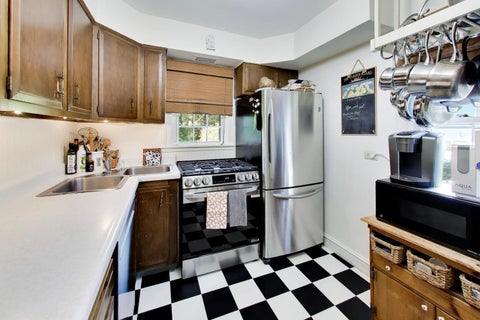 Tiny photo for 314 S Wolf Road, Des Plaines, IL 60016 (MLS # 12786434)