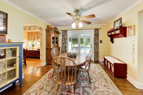 Tiny photo for 314 S Wolf Road, Des Plaines, IL 60016 (MLS # 12786434)