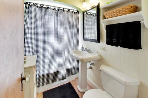 Tiny photo for 314 S Wolf Road, Des Plaines, IL 60016 (MLS # 12786434)