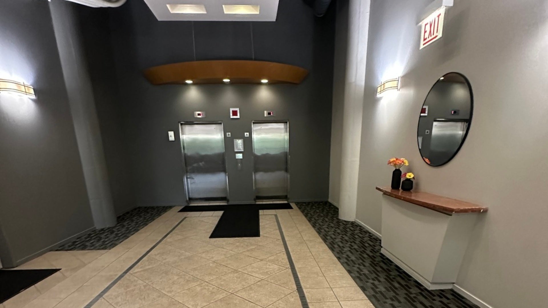 1525 S Sangamon Street 604-P
