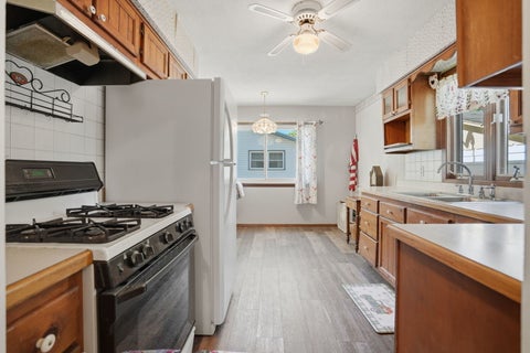 Tiny photo for 8112 7th Street W ST, Rock Island, IL 61201 (MLS # 12727670)