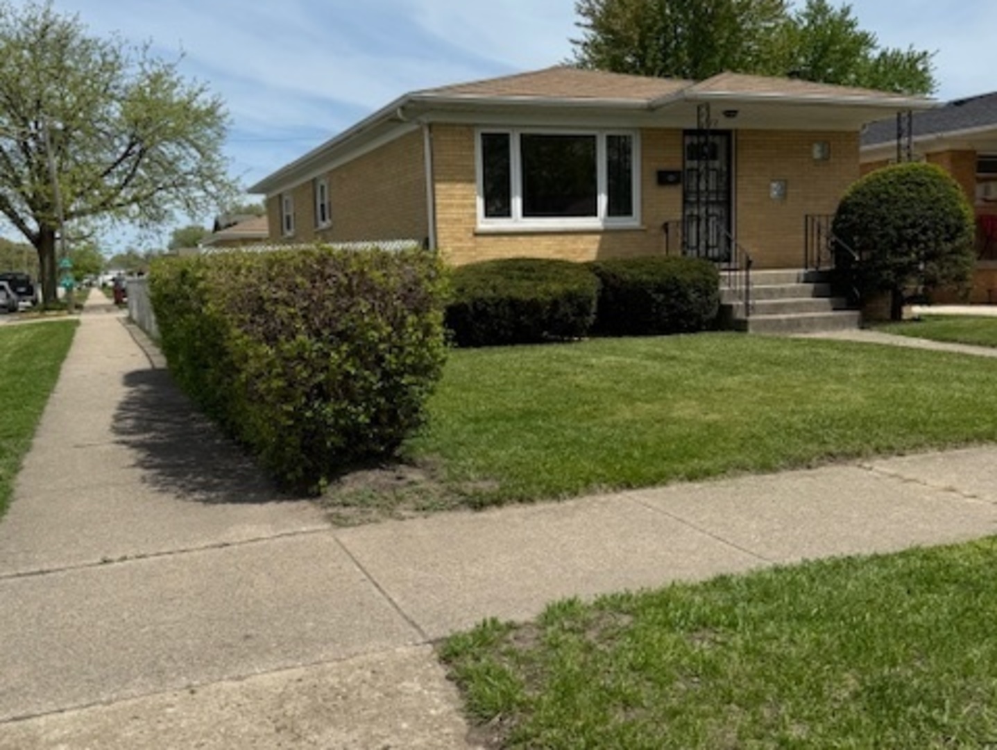 772 Memorial Drive