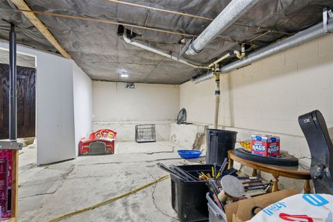 Tiny photo for 1101 Bunn Street, Bloomington, IL 61701 (MLS # 12607087)