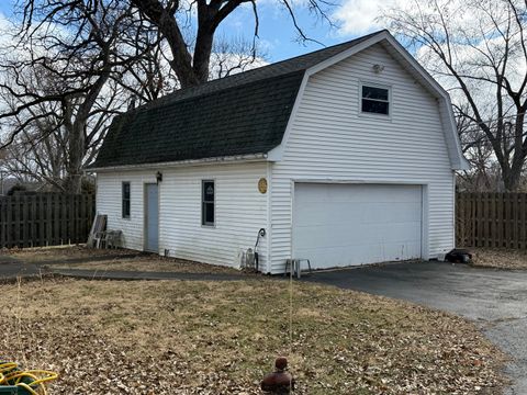 Tiny photo for 3011 Charlotte Avenue, McHenry, IL 60050 (MLS # 12575059)