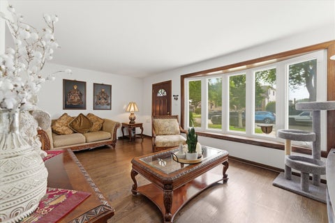 Tiny photo for 5253 S Moody Avenue, Chicago, IL 60638 (MLS # 12672920)