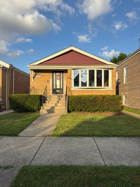 Photo of 5137 S Lorel Avenue, Chicago, IL 60638 (MLS # 12692704)