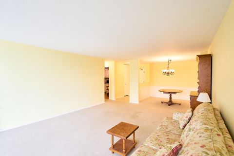 Tiny photo for 2000 Saint Regis Drive #1B, Lombard, IL 60148 (MLS # 12639472)