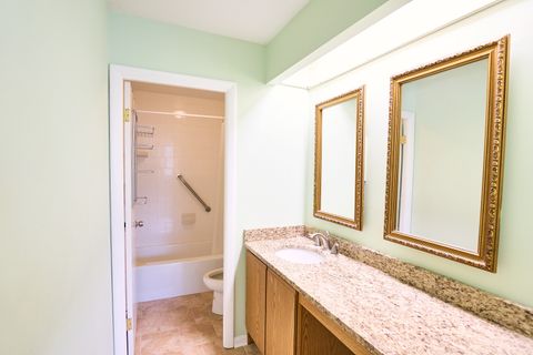 Tiny photo for 2000 Saint Regis Drive #1B, Lombard, IL 60148 (MLS # 12639472)