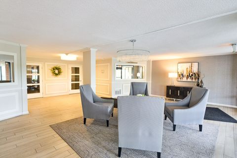 Tiny photo for 2000 Saint Regis Drive #1B, Lombard, IL 60148 (MLS # 12639472)