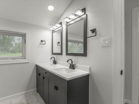 Tiny photo for 511 W South Street, Durand, IL 61024 (MLS # 12655011)