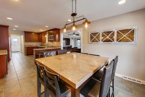 Tiny photo for 1605 Burning Trail Trl, Wheaton, IL 60189 (MLS # 12565698)