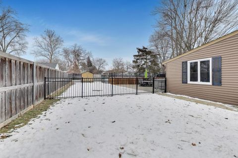 Tiny photo for 1605 Burning Trail Trl, Wheaton, IL 60189 (MLS # 12565698)