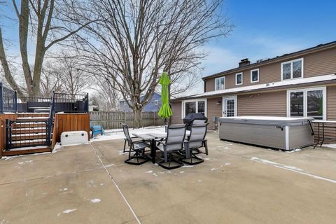 Tiny photo for 1605 Burning Trail Trl, Wheaton, IL 60189 (MLS # 12565698)