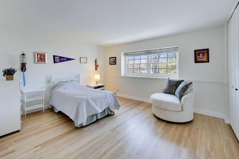 Tiny photo for 845 Country Club Drive #F, Libertyville, IL 60048 (MLS # 12612774)