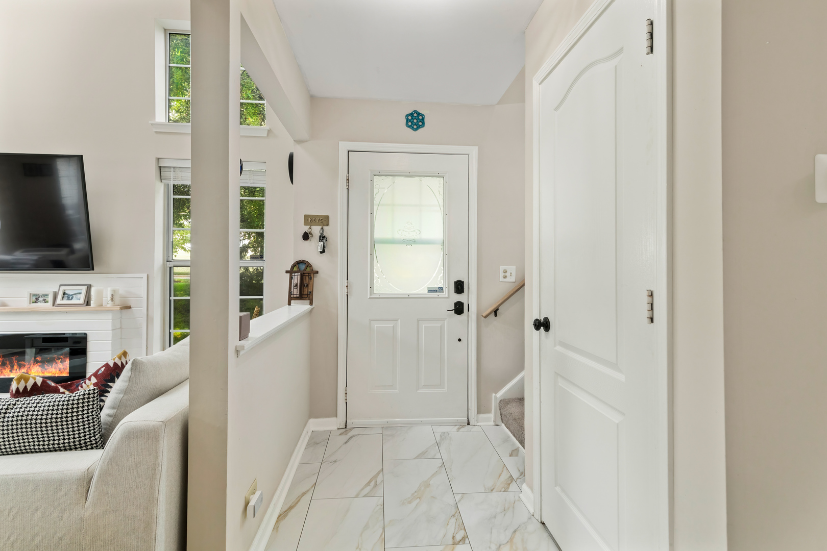 2140 SEAVER Lane