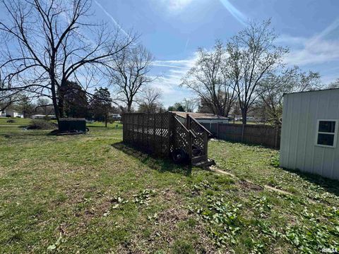 Tiny photo for 734 N DIVISION Street, Duquoin, IL 62832 (MLS # EB457372)