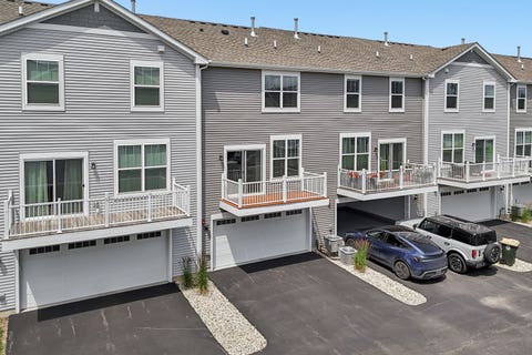 Tiny photo for 2703 Martini Street, Mundelein, IL 60060 (MLS # 12722575)