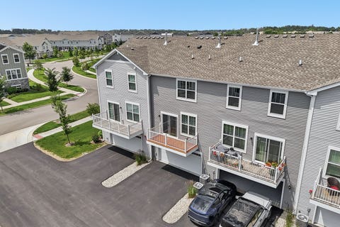 Tiny photo for 2703 Martini Street, Mundelein, IL 60060 (MLS # 12722575)
