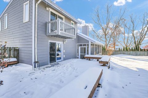 Tiny photo for 4 Genevieve Lane, Champaign, IL 61822 (MLS # 12498292)