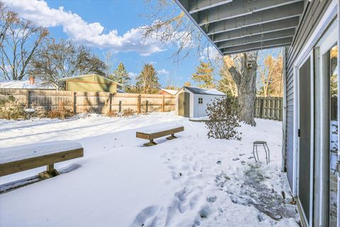 Tiny photo for 4 Genevieve Lane, Champaign, IL 61822 (MLS # 12498292)