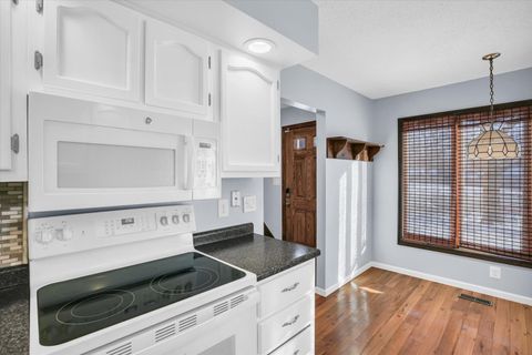 Tiny photo for 4 Genevieve Lane, Champaign, IL 61822 (MLS # 12498292)