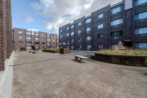 Tiny photo for 4623 N Chester Avenue #110, Chicago, IL 60656 (MLS # 12489772)
