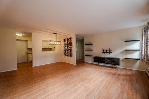 Tiny photo for 4623 N Chester Avenue #110, Chicago, IL 60656 (MLS # 12489772)