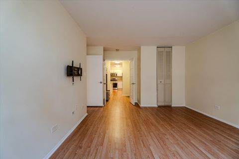 Tiny photo for 4623 N Chester Avenue #110, Chicago, IL 60656 (MLS # 12489772)