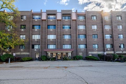 Photo of 4623 N Chester Avenue #110, Chicago, IL 60656 (MLS # 12489772)