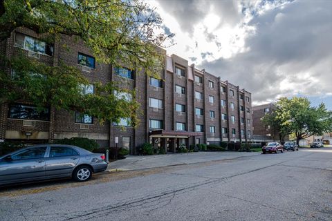 Tiny photo for 4623 N Chester Avenue #110, Chicago, IL 60656 (MLS # 12489772)
