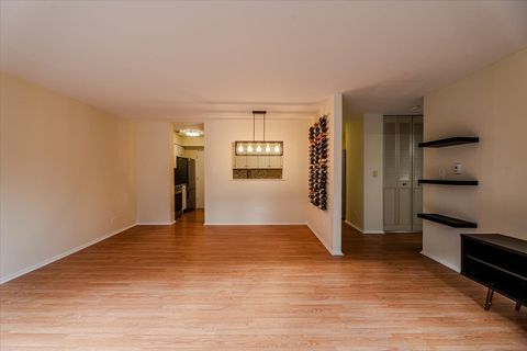 Tiny photo for 4623 N Chester Avenue #110, Chicago, IL 60656 (MLS # 12489772)