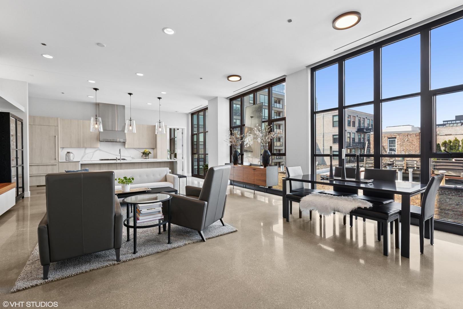 900 W Washington Boulevard 502