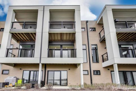 Tiny photo for 12 Golden Sunset Drive, Lake Zurich, IL 60047 (MLS # 12529602)