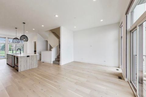 Tiny photo for 12 Golden Sunset Drive, Lake Zurich, IL 60047 (MLS # 12529602)