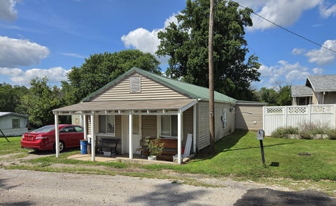 Tiny photo for 801 & 803 N 3rd Street, La Grange, MO 63448 (MLS # 12736253)