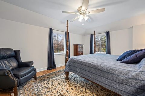 Tiny photo for 300 Lincolnwood Road, Highland Park, IL 60035 (MLS # 12520413)