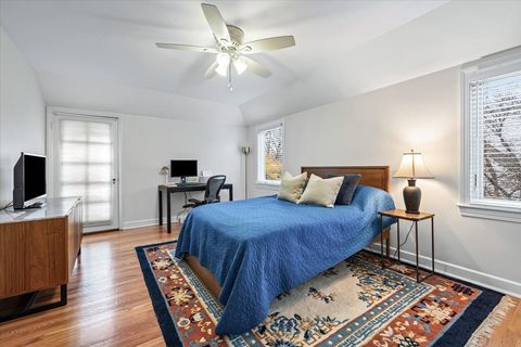 Tiny photo for 300 Lincolnwood Road, Highland Park, IL 60035 (MLS # 12520413)